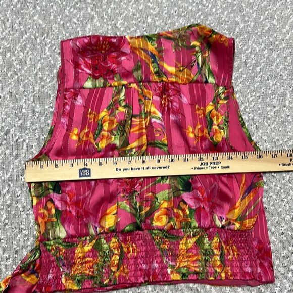 CUPCAKES & CASHMERE Hot Pink Tropical Wrap Top SMALL NWT - Picture 6 of 10